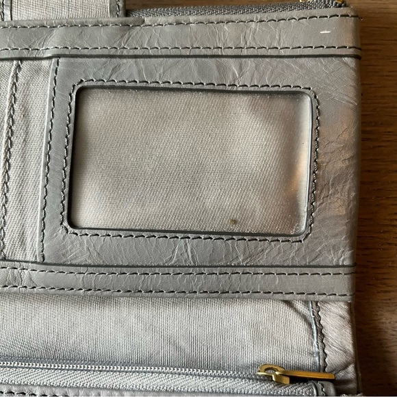 Fossil Leather Wallet/Clutch in Light Blue/Green. GUC - Picture 7 of 10
